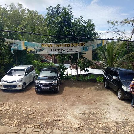 Losmen Fadel Malioboro Jogja Jogjacarta Exterior foto