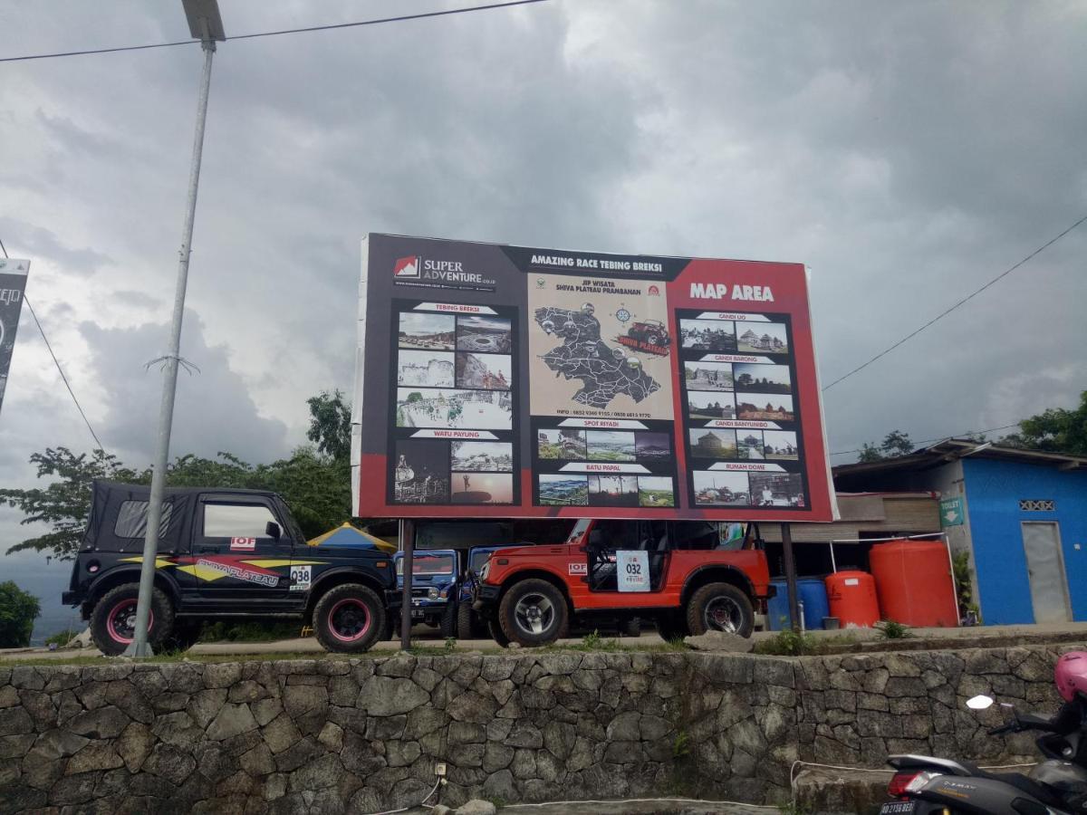 Losmen Fadel Malioboro Jogja Jogjacarta Exterior foto