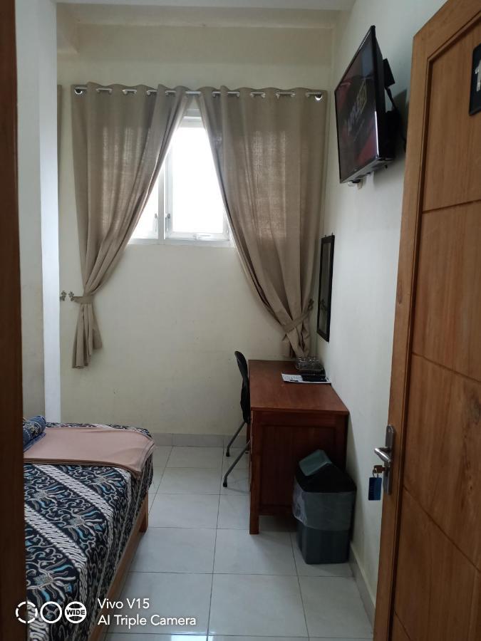 Losmen Fadel Malioboro Jogja Jogjacarta Exterior foto