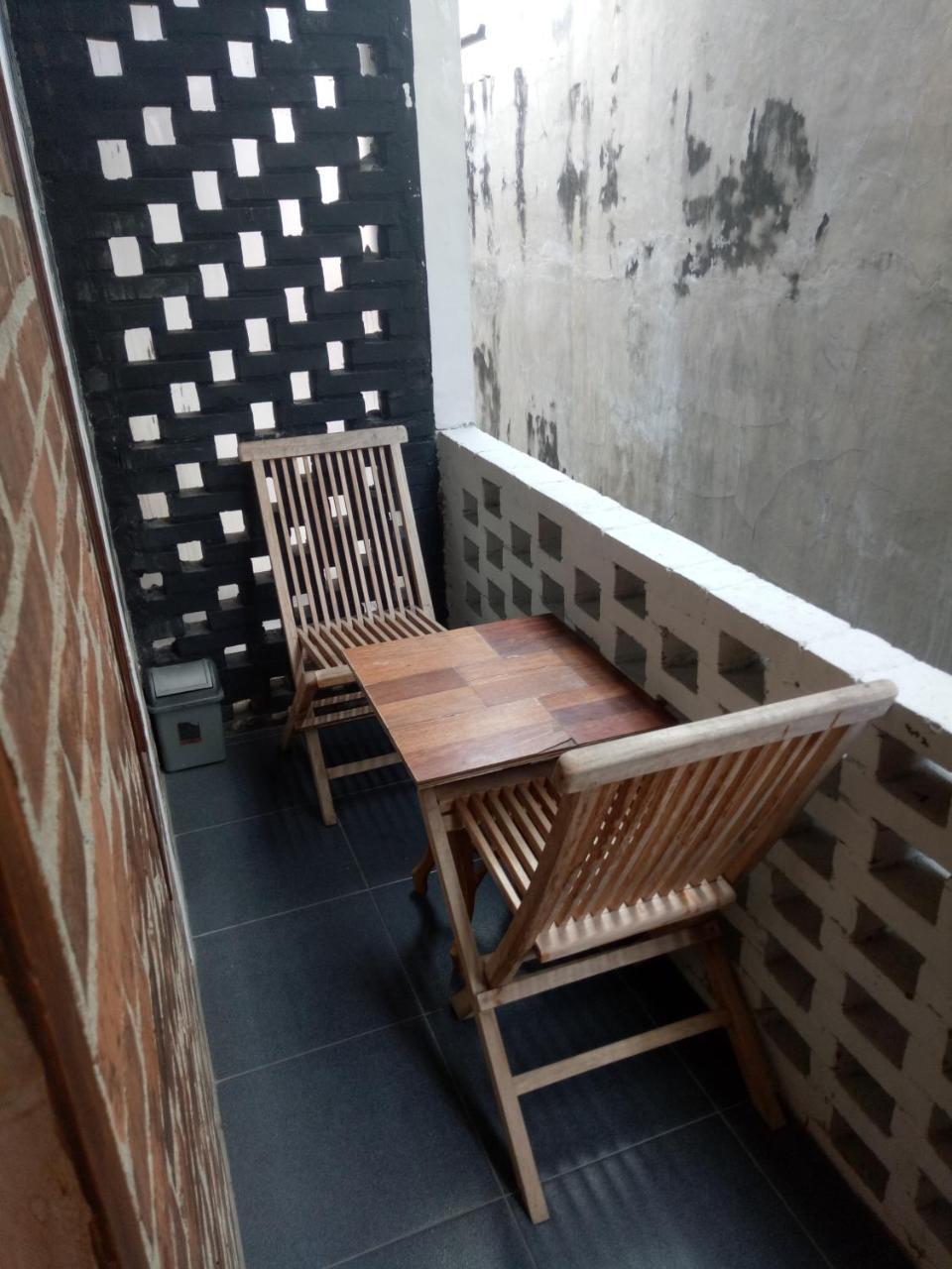 Losmen Fadel Malioboro Jogja Jogjacarta Exterior foto