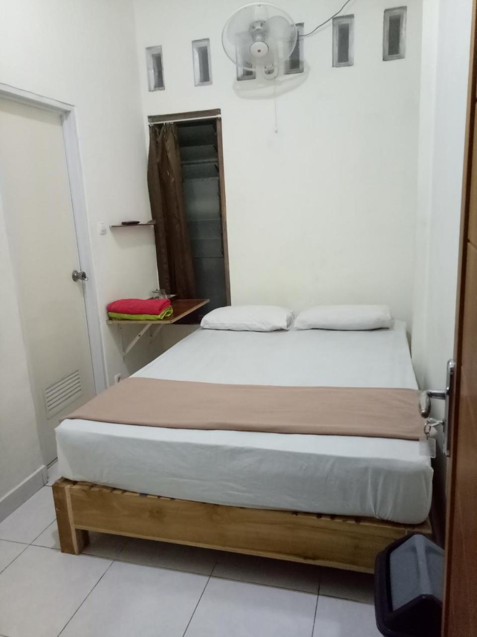 Losmen Fadel Malioboro Jogja Jogjacarta Exterior foto
